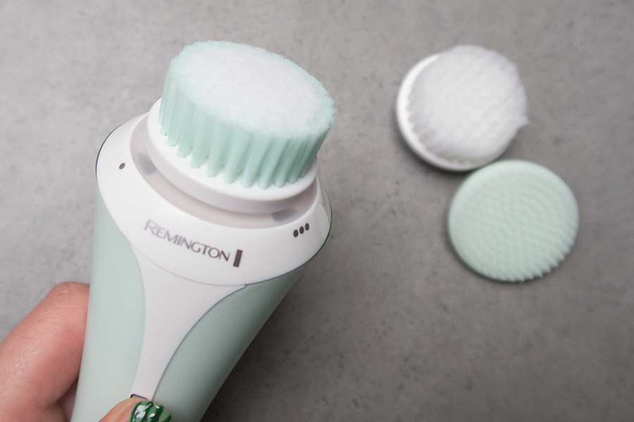 Reveal Facial Cleansing Brush